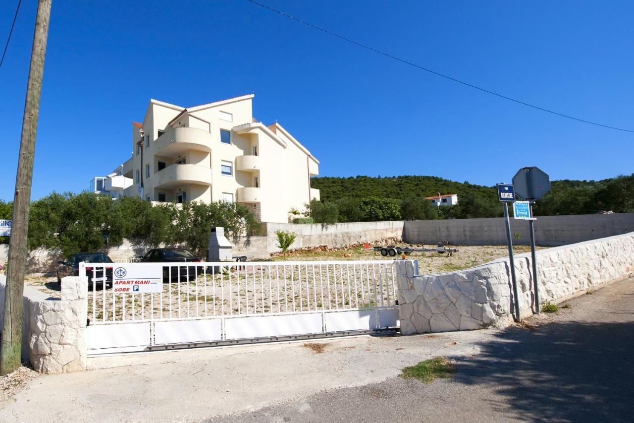 Apartments By The Sea Slatine, Ciovo - 10435 Exterior photo
